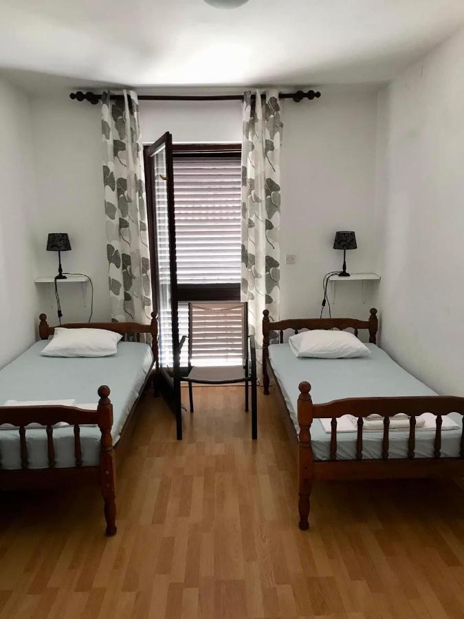 Villa Charlotte Оребич Экстерьер фото